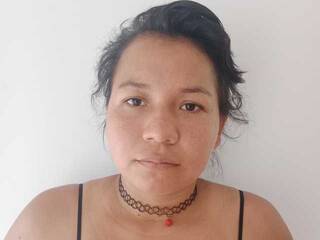 에로틱 한 영상 채팅 Heidi-meyer