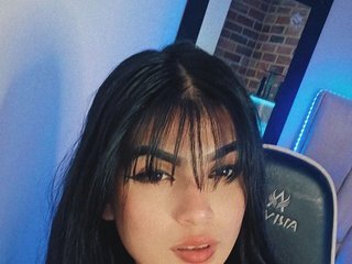 에로틱 한 영상 채팅 HelenRoss