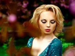 에로틱 한 영상 채팅 hellcat172