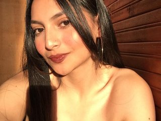 에로틱 한 영상 채팅 Hellen_Bedoya