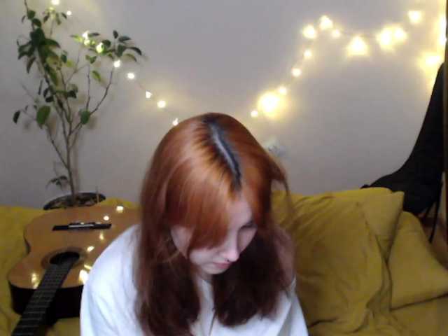 방송 스크린 샷 HellenDyson