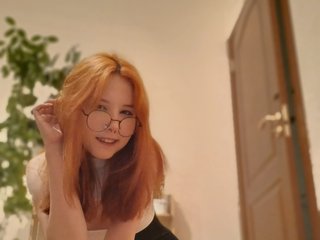 에로틱 한 영상 채팅 HellenDyson