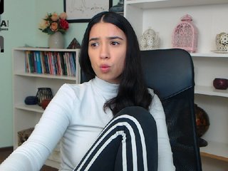 사진 Henriqua #lovenseon #maybe #squirt #lovense #lush #ohmibod #new #cute #teen #brunette #sensual #pussy