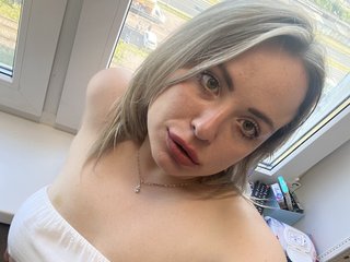 에로틱 한 영상 채팅 HollyDoll