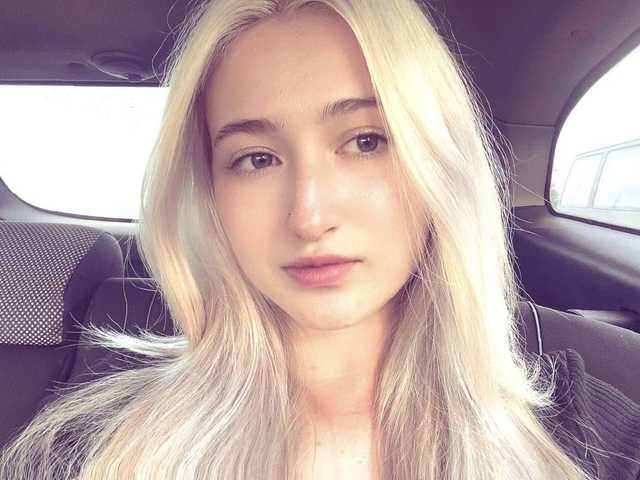 프로필 사진 HollyTaillor