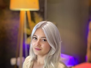 에로틱 한 영상 채팅 HollyTaillor