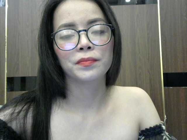 사진 HoneySun Today I come to the new room, hoping to be better, come with me. Show tits 99tk, pussy 222tk, play game 111tk, nude 499tk, cam 50tk. have a nice day everyone