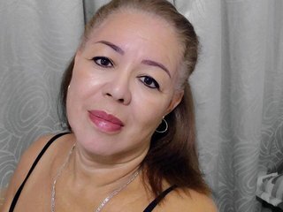 에로틱 한 영상 채팅 hornygranny78