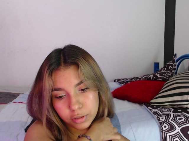 사진 HornyZoe Come and have fun with me we will have a good time, will be everything you ask me #Big Ass #Twerk #Ahegao