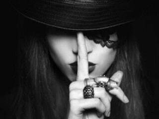 에로틱 한 영상 채팅 HotBold21