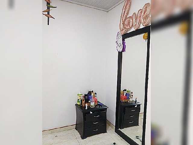 프로필 사진 HotCaroline