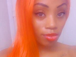 에로틱 한 영상 채팅 Hotfreckles