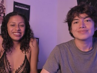 에로틱 한 영상 채팅 HotHoneyChile