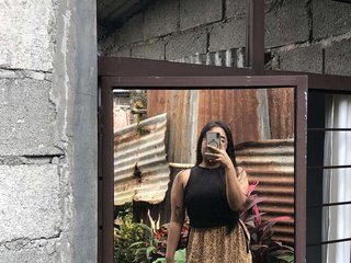 에로틱 한 영상 채팅 HotLexie
