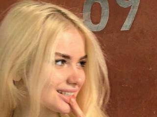 에로틱 한 영상 채팅 HotSexyBaby