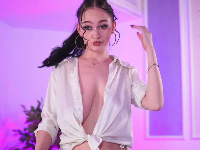 방송 스크린 샷 HotSkinnyX