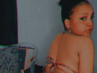 에로틱 한 영상 채팅 Cute_sasha