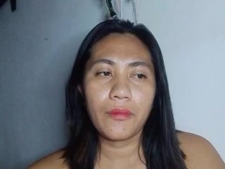 에로틱 한 영상 채팅 Hotthea23