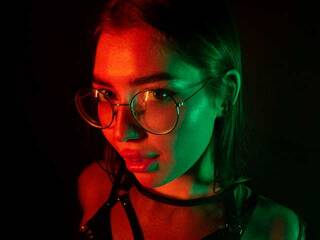 에로틱 한 영상 채팅 iampiggygirl