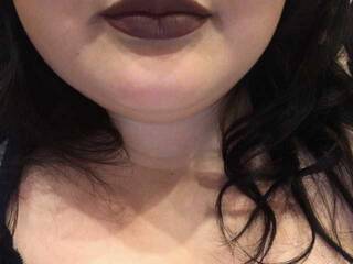 에로틱 한 영상 채팅 IBlufff