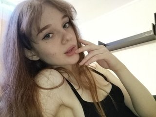 에로틱 한 영상 채팅 IcyDarcy