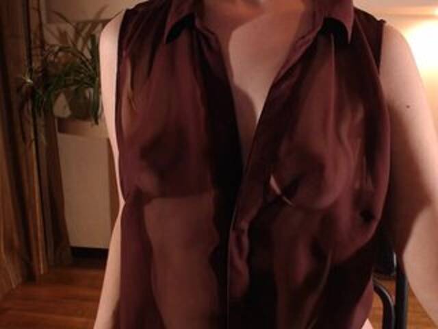 방송 스크린 샷 AnnaStaller