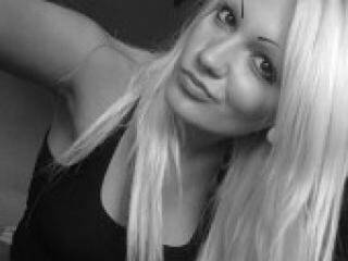 에로틱 한 영상 채팅 indiranna