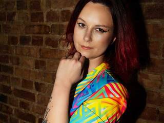 에로틱 한 영상 채팅 InezLove