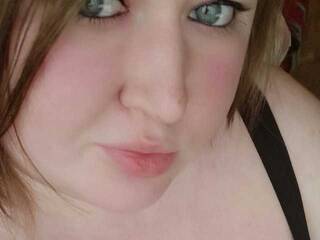 에로틱 한 영상 채팅 IngaPleasure