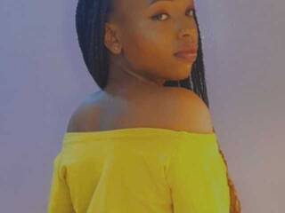 에로틱 한 영상 채팅 Ingrids-nest