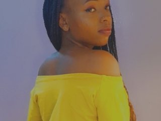 에로틱 한 영상 채팅 Ingrids-nest