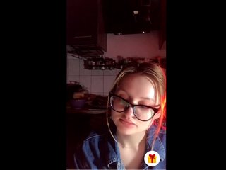 에로틱 한 영상 채팅 Sunny_Bunny