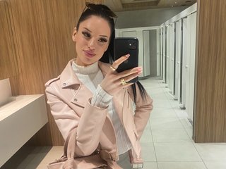 에로틱 한 영상 채팅 IrisMonn