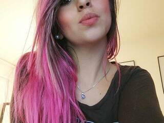 에로틱 한 영상 채팅 Miagadner1