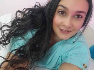 에로틱 한 영상 채팅 Isa-Baker