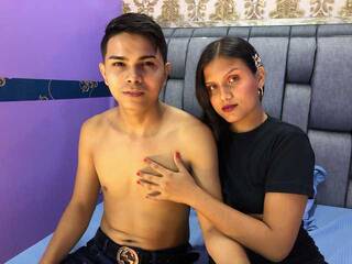 에로틱 한 영상 채팅 IsaAndRuben