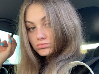 에로틱 한 영상 채팅 IsabelGood