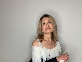 에로틱 한 영상 채팅 IsabellaExperienced