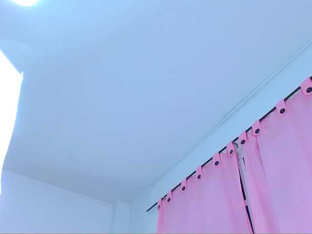 방송 스크린 샷 IsaPetite1