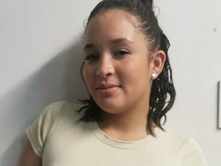 에로틱 한 영상 채팅 IsaWilliams