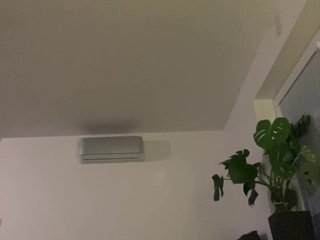 에로틱 한 영상 채팅 Isizzu