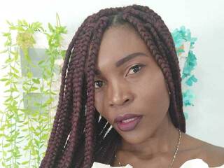 에로틱 한 영상 채팅 IvoneDiiaz