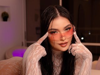 에로틱 한 영상 채팅 IvyJones1