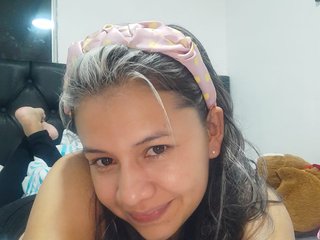 에로틱 한 영상 채팅 Jacky-bm