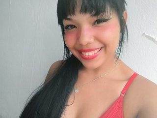 에로틱 한 영상 채팅 Jadeyume