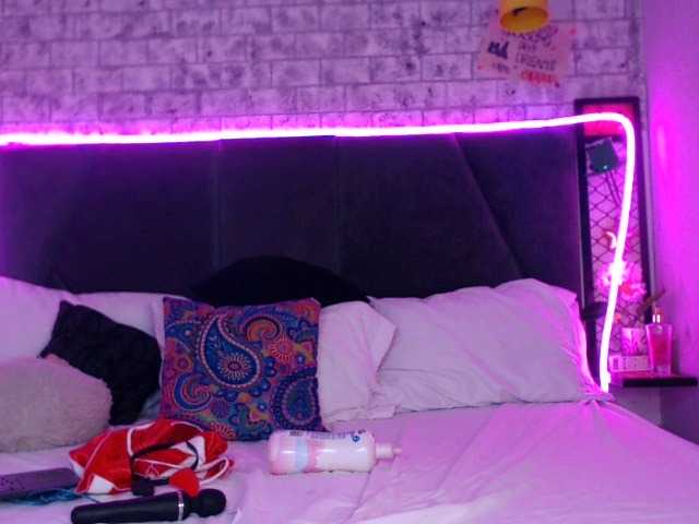 방송 스크린 샷 JanaMeyer