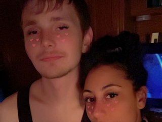 에로틱 한 영상 채팅 BonnieClydeCams