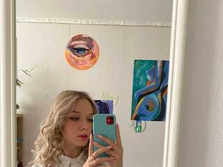 에로틱 한 영상 채팅 Jeniferstowna