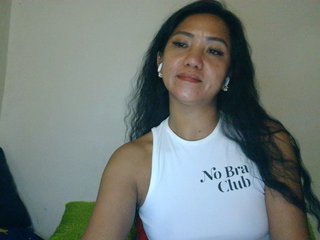 에로틱 한 영상 채팅 Tina_Jade