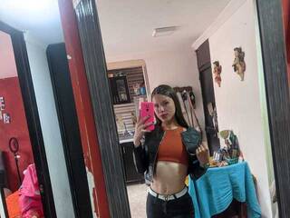 에로틱 한 영상 채팅 Jess-xp